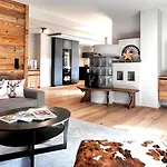 Holiday home Boutique Kaiserlodge Mit Privater Sauna & Whirlpool By Belle Kitzbuhel