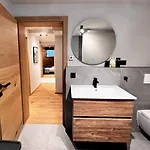 Boutique Kaiserlodge Mit Privater Sauna & Whirlpool By Belle