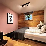 Boutique Kaiserlodge Mit Privater Sauna & Whirlpool By Belle Holiday home *
